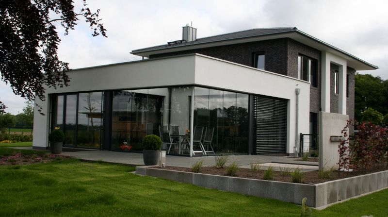 Einfamilienhaus in Wierup – Wohnen und Wintergarten